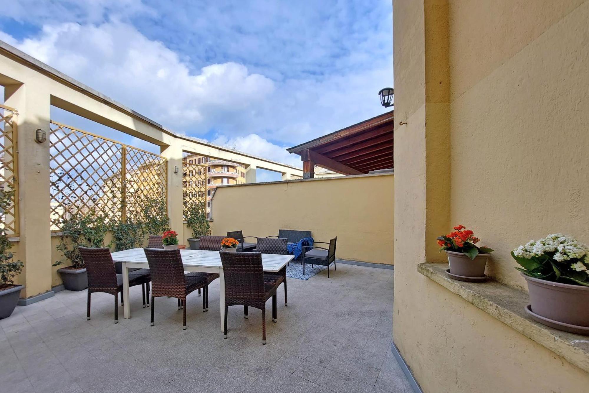 Triumph Apartment Рим Екстериор снимка